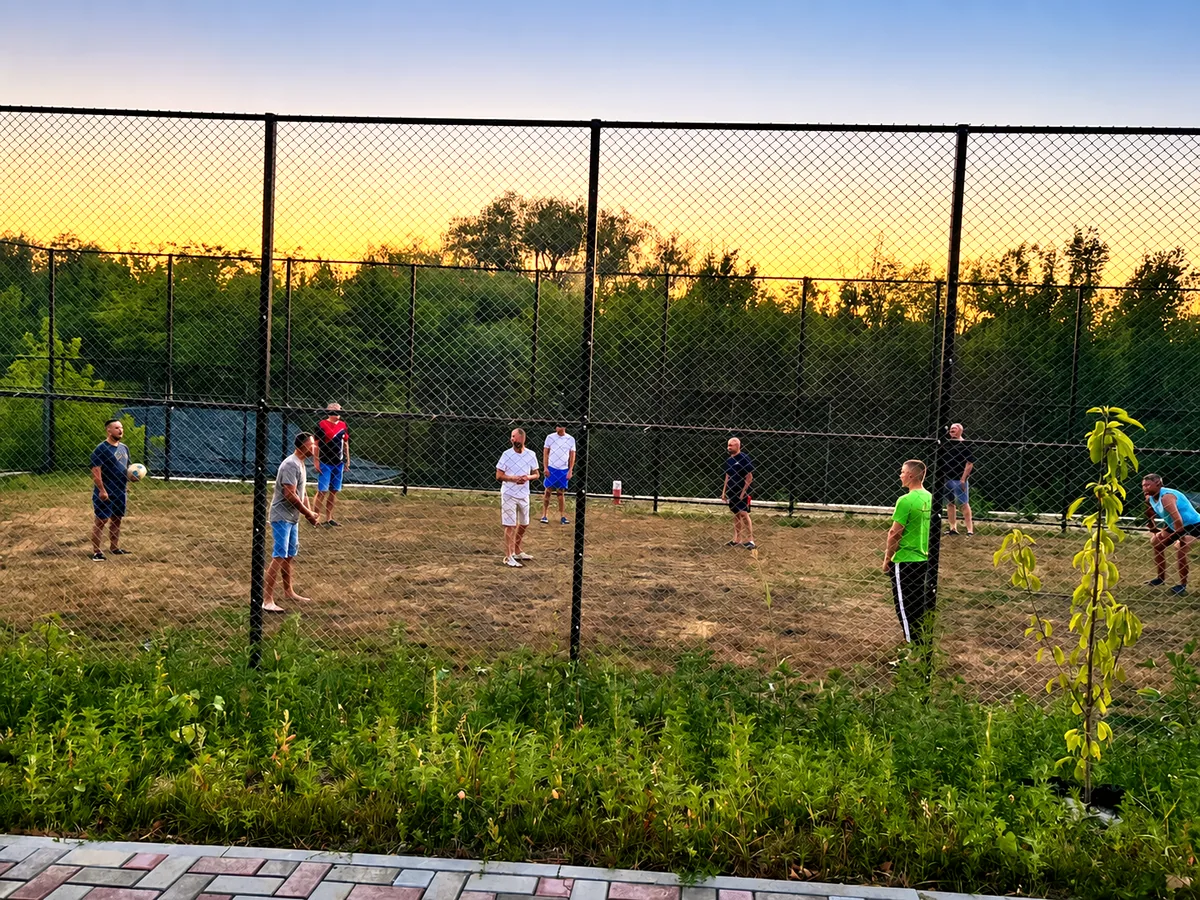 Teren sportiv la Optima Fide