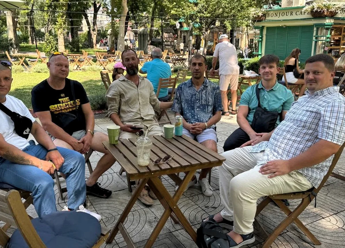 Pauză la Bonjour Cafe